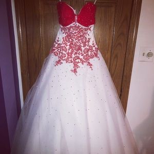 Red/White Strapless Prom Dress